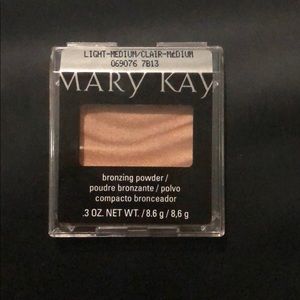 Mary Kay Bronzer Light/Medium